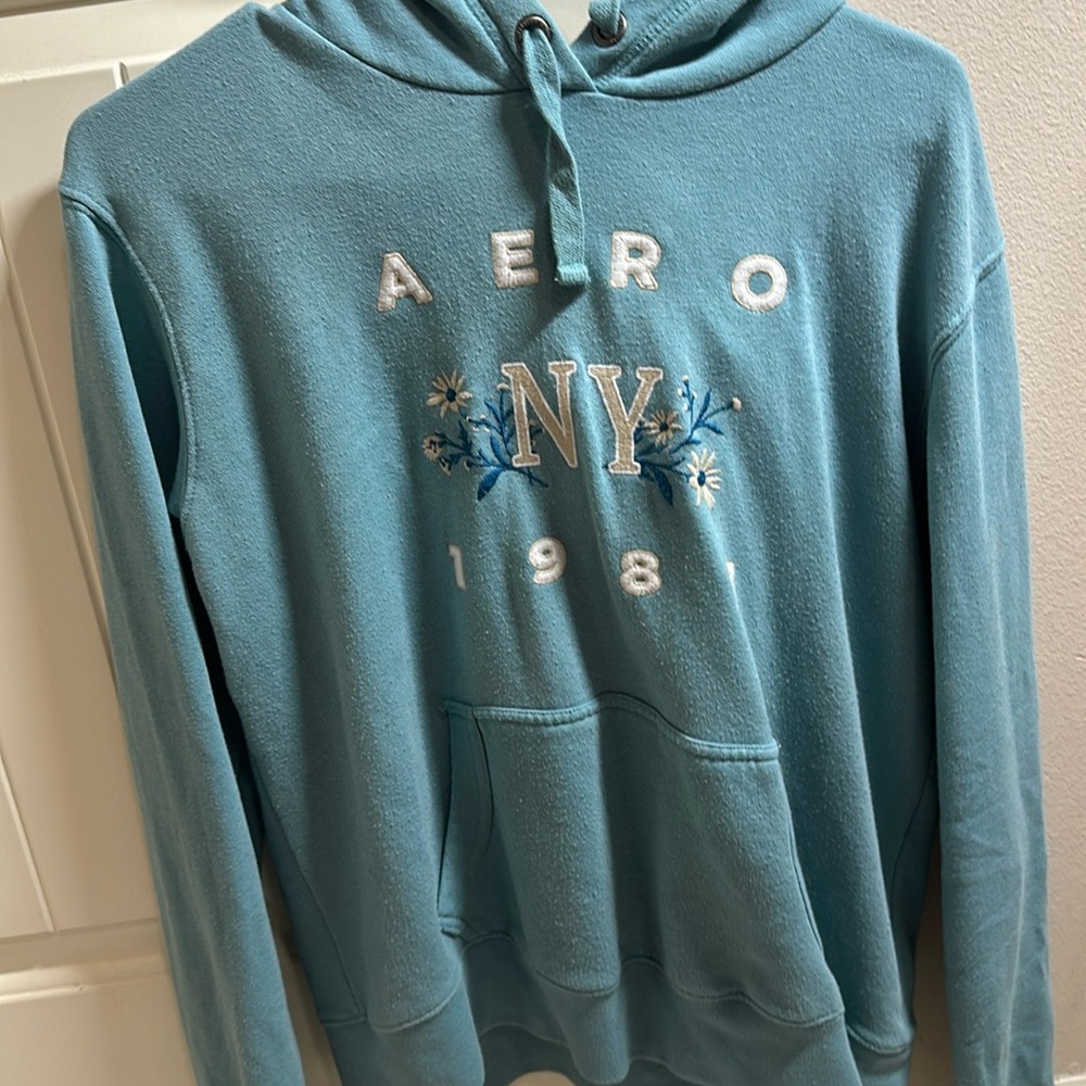 aeropostale hoodie size medium